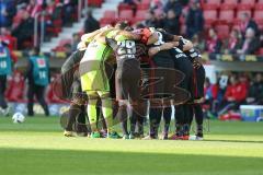 1. BL - Saison 2016/2017 - FSV Mainz 05 - FC Ingolstadt 04 - Die Mannschaft bildet einen Kreis vor dem Spiel - Foto: Meyer Jürgen