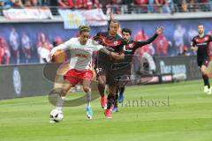 1. Bundesliga - Fußball - RB Leipzig - FC Ingolstadt 04 - Yussuf Poulsen (9 Leipzig) Marcel Tisserand (32, FCI) Almog Cohen (36, FCI)