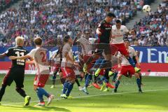 1. Bundesliga - Fußball - Hamburger SV - FC Ingolstadt 04 - oben mitte Kopfball Ecke zum Tor Alfredo Morales (6, FCI) daneben rechts Bobby Wood (7 HSV)