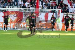 1. BL - Saison 2016/2017 - FSV Mainz 05 - FC Ingolstadt 04 - Stefan Lex (#14 FCI) Florent Hadergjonaj (#33 FCI) - Marcel Tisserand (#32 FCI) - enttäuscht - Foto: Meyer Jürgen