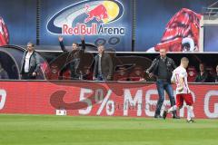 1. Bundesliga - Fußball - RB Leipzig - FC Ingolstadt 04 - Trainerbank aufgeregt, Co-Trainer Michael Henke (FCI) Torwarttrainer Martin Scharfer (FCI) Sportdirektor Thomas Linke (FCI)  Cheftrainer Maik Walpurgis (FCI)