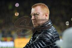 1. Bundesliga - Fußball - Borussia Dortmund - FC Ingolstadt 04 - Cheftrainer Maik Walpurgis (FCI) vor dem Spiel konzentriert