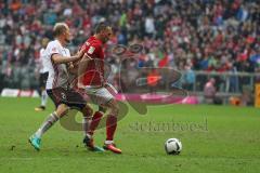 1. Bundesliga - Fußball - FC Bayern - FC Ingolstadt 04 - Tobias Levels (28, FCI) Franck Ribery (7 Bayern)