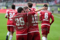 1. Bundesliga - Fußball - Eintracht Frankfurt - FC Ingolstadt 04 - Elfmeter Tor 0:2 durch Pascal Groß (10, FCI), Torwart Lukas Hradecky (1 Frankfurt) Jubel mit Almog Cohen (36, FCI)