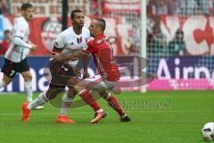 1. Bundesliga - Fußball - FC Bayern - FC Ingolstadt 04 - Marvin Matip (34, FCI) wird von Franck Ribery (7 Bayern) gehalten
