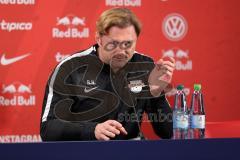 1. Bundesliga - Fußball - RB Leipzig - FC Ingolstadt 04 - Pressekonferenz nach dem Spiel, Cheftrainer Maik Walpurgis (FCI) und Cheftrainer Ralph Hasenhüttl (Leipzig) hadert mit dem Ergebnis