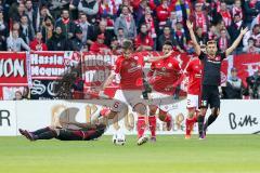 1. BL - Saison 2016/2017 - FSV Mainz 05 - FC Ingolstadt 04 - Lezano Farina,Dario (#37 FCI) wird von Stefan Bell (#16 Mainz) gefoult - Lukas Hinterseer (#16 FCI) reklamiert foulspiel - Foto: Meyer Jürgen