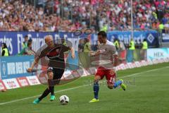 1. Bundesliga - Fußball - Hamburger SV - FC Ingolstadt 04 - Tobias Levels (28, FCI) Nabil Bahoui (21 HSV)