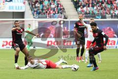 1. Bundesliga - Fußball - RB Leipzig - FC Ingolstadt 04 - Foul Marvin Matip (34, FCI) schimpft zum Schiedsrichter Yussuf Poulsen (9 Leipzig), Almog Cohen (36, FCI)