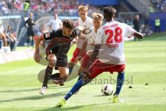 1. Bundesliga - Fußball - Hamburger SV - FC Ingolstadt 04 - Mathew Leckie (7, FCI) Ostrzolek, Matthias (22 HSV) Jung, Gideon (28 HSV)