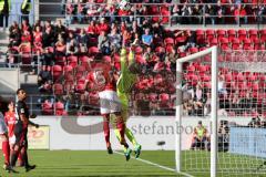 1. BL - Saison 2016/2017 - FSV Mainz 05 - FC Ingolstadt 04 - Ørjan Nyland (#26 FCI) - Jhon Cordoba (#15 Mainz) - Foto: Meyer Jürgen