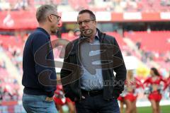 1. Bundesliga - Fußball - 1. FC Köln - FC Ingolstadt 04 - Cheftrainer Markus Kauczinski (FCI) mit Cheftrainer Peter Stöger (Köln) links