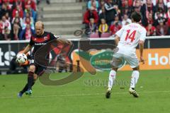 1. Bundesliga - Fußball - 1. FC Köln - FC Ingolstadt 04 - Tobias Levels (28, FCI) Jonas Hector (14 Köln)