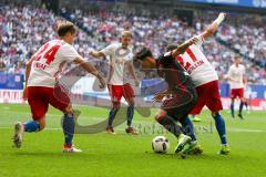 1. BL - Saison 2016/2017 - Hamburger SV - FC Ingolstadt 04 -Alfredo Morales #6 FCI) -Gotoku Sakai (#24 Hamburg) - Nicolai Müller (#27 Hamburg) -  Foto: Meyer Jürgen