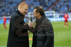 1. Bundesliga - Fußball - FC Schalke 04 - FC Ingolstadt 04 - Cheftrainer Maik Walpurgis (FCI) vor dem Spiel mit Cheftrainer Markus Weinzierl (Schalke)