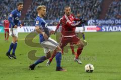 1. Bundesliga - Fußball - FC Schalke 04 - FC Ingolstadt 04 - Johannes Geis (5 Schalke) Mathew Leckie (7, FCI)