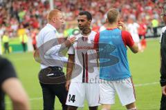 1. Bundesliga - Fußball - SC Freiburg - FC Ingolstadt 04 - Spiel ist aus, 1:1 Endstand, Ingolstadt 17. Platz, Abstieg, hängende Köpfe, Cheftrainer Maik Walpurgis (FCI) und Marvin Matip (34, FCI)