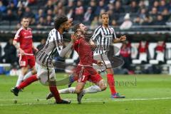 1. Bundesliga - Fußball - Eintracht Frankfurt - FC Ingolstadt 04 - Mathew Leckie (7, FCI) wird von Michael Hector (15 Frankfurt) gefoult, Elfmeter