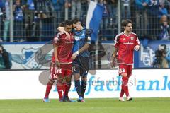 1. Bundesliga - Fußball - TSG 1899 Hoffenheim - FC Ingolstadt 04 - Spiel ist aus 5:2, hängende Köpfe, Benjamin Hübner (TSG 21) tröstet Marvin Matip (34, FCI) Romain Brégerie (18, FCI)