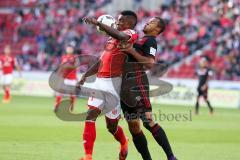 1. BL - Saison 2016/2017 - FSV Mainz 05 - FC Ingolstadt 04 - Marcel Tisserand (#32 FCI) - Jose Rodriguez (#5 Mainz) - Foto: Meyer Jürgen