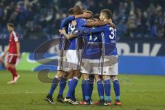 1. Bundesliga - Fußball - FC Schalke 04 - FC Ingolstadt 04 - 1:0 Sieg für Schalke, Jubel, Torschütze Guido Burgstaller (19 Schalke) in der Mitte