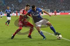 1. Bundesliga - Fußball - FC Schalke 04 - FC Ingolstadt 04 - Zweikampf Pascal Groß (10, FCI) und Sead Kolasinac (6 Schalke)