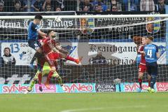 1. Bundesliga - Fußball - TSG 1899 Hoffenheim - FC Ingolstadt 04 - Ecke Kopfball Tor durch Benjamin Hübner (TSG 21) Anthony Jung (3, FCI) Stefan Lex (14, FCI) kommen nicht hin, Torwart Martin Hansen (35, FCI) chancenlos