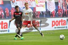 1. Bundesliga - Fußball - RB Leipzig - FC Ingolstadt 04 - Stefan Lex (14, FCI) Marcel Halsterberg (23 Leipzig)