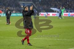 1. Bundesliga - Fußball - FC Schalke 04 - FC Ingolstadt 04 - Niederlage Enttäuschung, hängende Köpfe, Team bedankt sich bei den Fans, Pascal Groß (10, FCI)