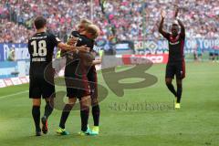 1. Bundesliga - Fußball - Hamburger SV - FC Ingolstadt 04 - Lukas Hinterseer (16, FCI) Tor zum Ausgleich 1:1 Jubel Romain Brégerie (18, FCI) Tobias Levels (28, FCI) Darío Lezcano (11, FCI) Roger de Oliveira Bernardo (8, FCI)