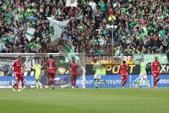 1. Bundesliga - Fußball - VfL Wolfsburg - FC Ingolstadt 04 - 2:0 Tor für Wolfsburg, enttäuschte Gesichter, Pascal Groß (10, FCI) Marvin Matip (34, FCI) Alfredo Morales (6, FCI)  Roger de Oliveira Bernardo (8, FCI) Almog Cohen (36, FCI) Marcel Tisserand (3