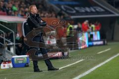 1. Bundesliga - Fußball - FC Augsburg - FC Ingolstadt 04 - Cheftrainer Maik Walpurgis (FCI) an der Seitenlinie