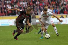 1. Bundesliga - Fußball - 1. FC Köln - FC Ingolstadt 04 - Lukas Hinterseer (16, FCI) und Dominique Heintz (3 Köln)