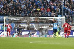 1. Bundesliga - Fußball - TSG 1899 Hoffenheim - FC Ingolstadt 04 - Florent Hadergjonaj (33, FCI) Sandro Wagner (TSG 14)  trifft ins Tor, rechts Torwart Martin Hansen (35, FCI) chancenlos Jubel Enttäuschung