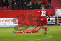 1. Bundesliga - Fußball - FC Ingolstadt 04 - SC Freiburg - Freistoß Markus Suttner (29, FCI) Tor zum 1:2 Jubel