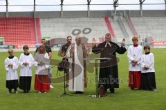 1. Bundesliga - Fußball - FC Ingolstadt 04 - Saisoneröffnung im Audi Sportpark - Gottesdienst zur Eröffnung