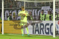 1. Bundesliga - Fußball - DFB-Pokal - Ergebirge Aue - FC Ingolstadt 04 - 7:8 n. E. - Torwart Örjan Haskjard Nyland (1, FCI)