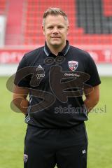 1. Bundesliga - Fußball - GER - FC Ingolstadt 04 - 2016/2017- Porträttermin - Physiotherapeut Benjamin Sommer