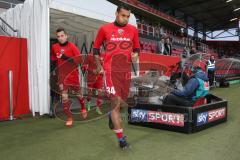 1. BL - Saison 2016/2017 - FC Ingolstadt 04 - 1.FC Köln - Marvin Matip (#34 FCI) beim einlaufen zum warm machen - Foto: Meyer Jürgen