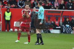 1. BL - Saison 2016/2017 - FC Ingolstadt 04 - SV Werder Bremen - Pascal Groß (#10 FCI) mit der Schiedsrichterentscheidung nicht zufrieden - Faust - Foto: Meyer Jürgen
