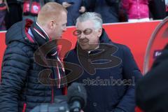 1. Bundesliga - Fußball - FC Ingolstadt 04 - FC Bayern - Cheftrainer Maik Walpurgis (FCI) und Cheftrainer Carlo Ancelotti (Bayern) berüßen sich