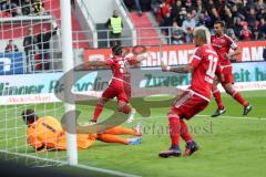 1. Bundesliga - Fußball - FC Ingolstadt 04 - Borussia Dortmund - Almog Cohen (36, FCI) trifft zum 1:0 Tor Jubel Torwart Roman Weidenfeller (BVB 1)