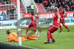 1. Bundesliga - Fußball - FC Ingolstadt 04 - Borussia Dortmund - Almog Cohen (36, FCI) trifft zum 1:0 Tor Jubel Torwart Roman Weidenfeller (BVB 1)