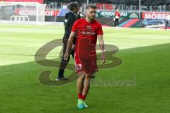 1. BL - Saison 2016/2017 - FC Ingolstadt 04 - FC Schalke 04 - Robert Leipertz (#13 FCI) vor dem Spiel - Foto: Meyer Jürgen