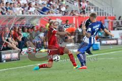 1. Bundesliga - Fußball - FC Ingolstadt 04 - Hertha BSC Berlin - Tobias Levels (28, FCI) Alexander Esswein (Hertha 7)