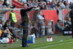 1. Bundesliga - Fußball - FC Ingolstadt 04 - SV Darmstadt 98 - Cheftrainer Maik Walpurgis (FCI) schimpft ins Feld