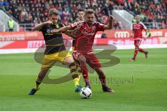 1. Bundesliga - Fußball - FC Ingolstadt 04 - Borussia Dortmund - Matthias Ginter (BVB 28) Lukas Hinterseer (16, FCI)