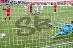 1. Bundesliga - Fußball - FC Ingolstadt 04 - TSG 1899 Hoffenheim 1:2 - Elfmeter Tor für Lukas Hinterseer (16, FCI), Torwart Oliver Baumann (TSG 1) chancenlos