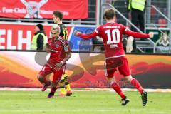 1. BL - Saison 2016/2017 - FC Ingolstadt 04 - Borussia Dortmund - Lezano Farina,Dario (#37 FCI) mit dem 3:1 Führungstreffer - jubel - Pascal Groß (#10 FCI) - Foto: Meyer Jürgen