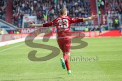 1. Bundesliga - Fußball - FC Ingolstadt 04 - 1. FSV Mainz 05 - Tor Jubel Florent Hadergjonaj (33, FCI)